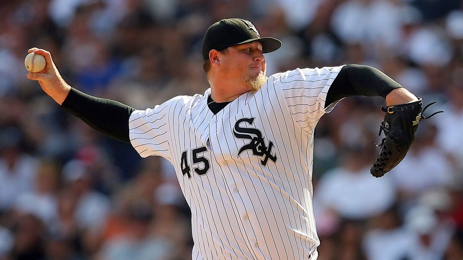 Chicago White Sox отдают дань памяти герою чемпионского сезона Бобби Дженксу в трогательном торжестве на арене Thumbnail
