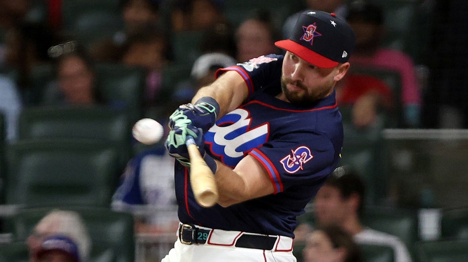 Cal Raleigh стал первым пойманным в истории победителем Home Run Derby 2025, установив уникальный рекорд в финале Thumbnail