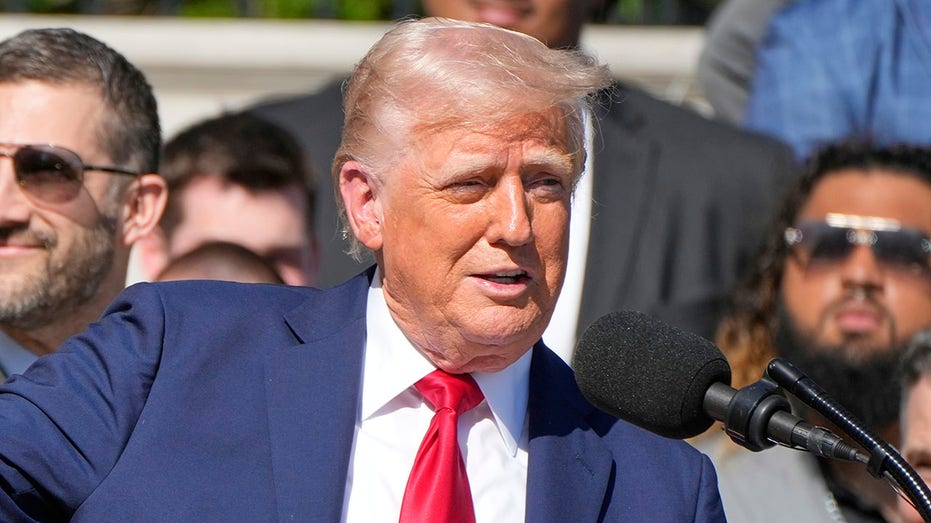 Сенат утвердил кандидатуру Трампа на руководящую должность в Комиссии по ядерному регулированию Thumbnail