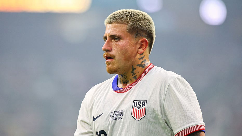 Мексика побеждает США и завоевывает 10-й титул чемпионата CONCACAF Gold Cup Thumbnail