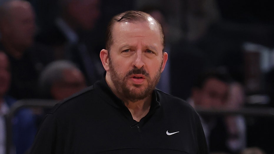 Бывший звезда Knicks открывает, что Том Тибодо думает о неожиданном увольнении в Нью-Йорке Thumbnail