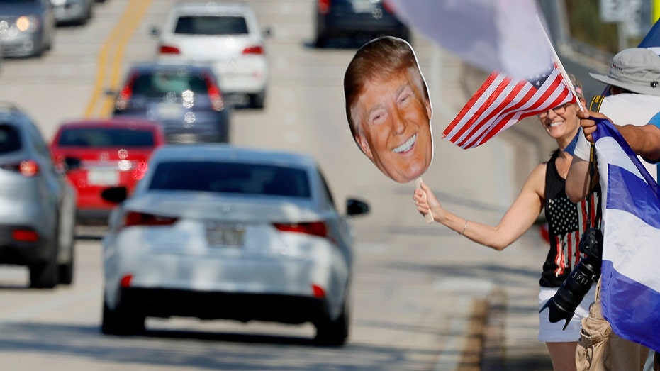 В штате Флорида могут переименовать дорогу в честь Дональда Трампа — знак признания его влияния и популярности Thumbnail