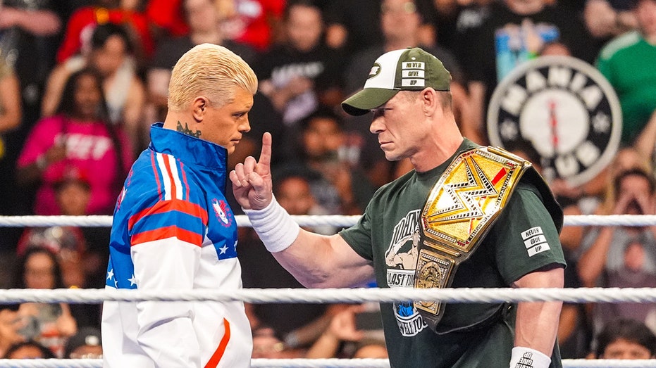 Финальный поединок Джона Сины на SummerSlam: яркое завершение двухдневного шоу Thumbnail