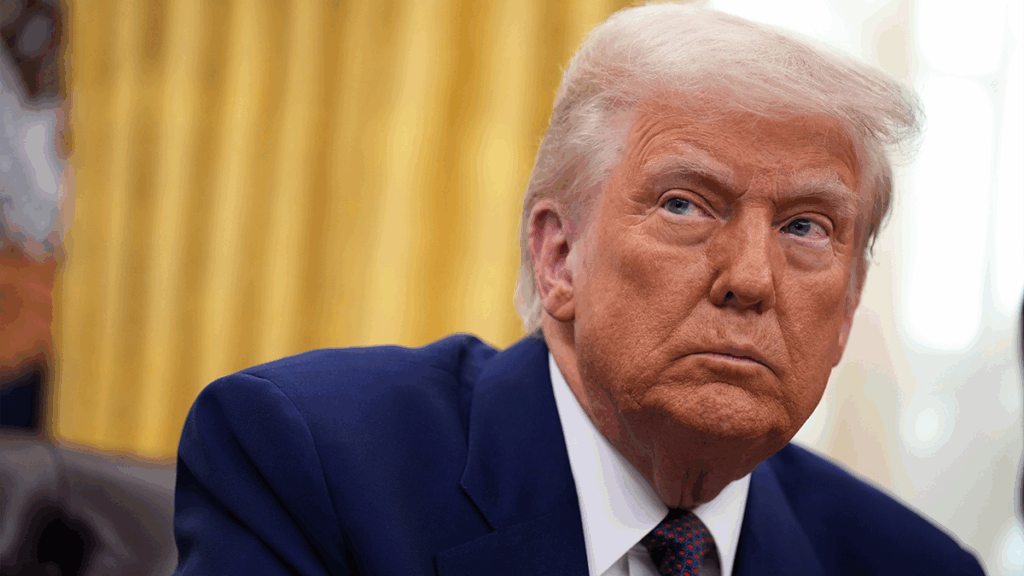 Федеральный суд отменил тарифы Трампа, признанные незаконными на основании федерального законодательства Thumbnail