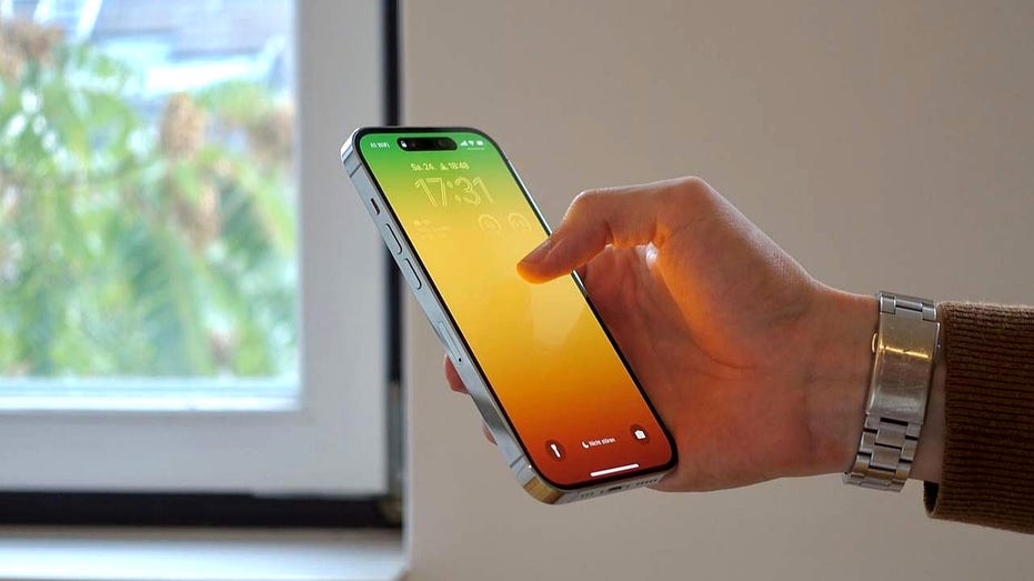 Почему владельцы iPhone становятся всё более привлекательной мишенью для онлайн-мошенников Thumbnail