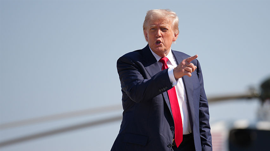 Суд отменяет попытки администрации Трампа депортировать участников преступной группировки Tren de Aragua Thumbnail