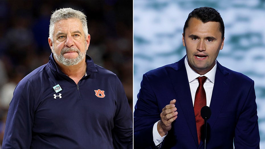 Тренер баскетбольного клуба Auburn Bruce Pearl отдал дань памяти Charlie Kirk: «Его убили, потому что не могли победить» Thumbnail