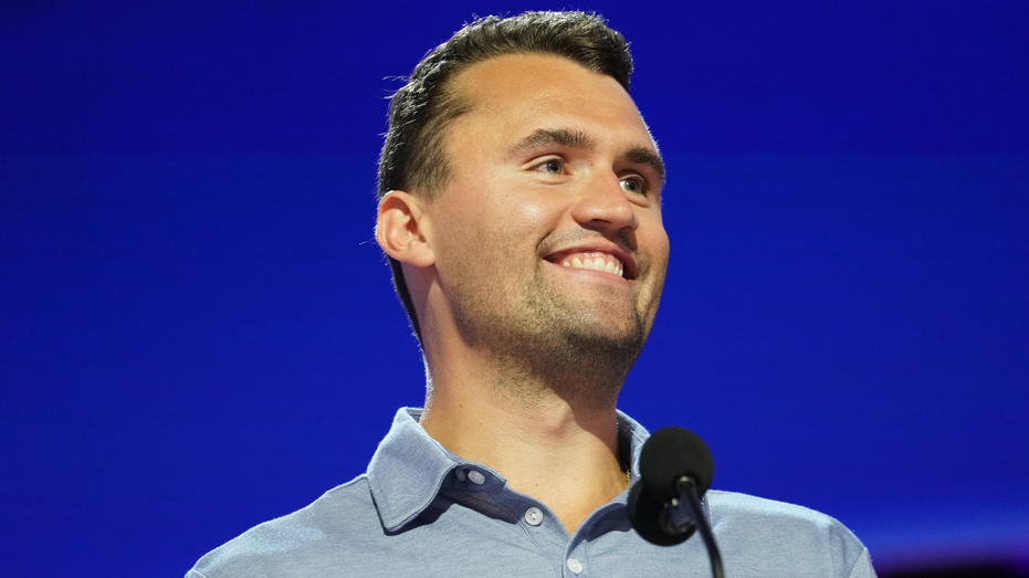 Увольнение сотрудника Госуниверситета после высказываний о справедливости убийства Кирка Thumbnail