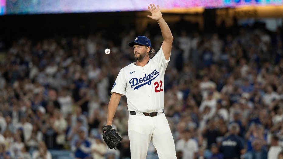 Лос-Анджелесские Dodgers обеспечили себе место в плей-офф в последний домашний матч Карьера Клэйтона Кершауэра Thumbnail