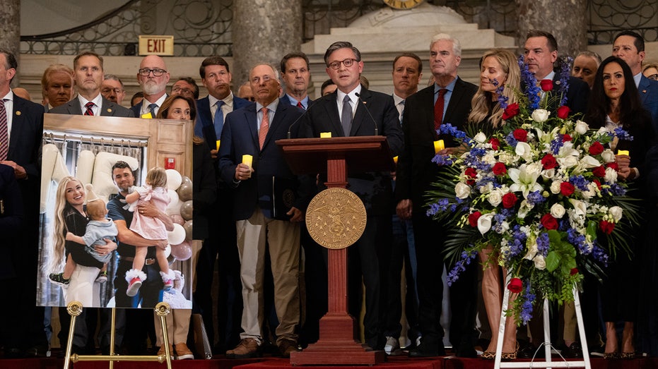 Палата представителей одобрила инициативу в честь Чарли Кирка и осуждение политического экстремизма Thumbnail