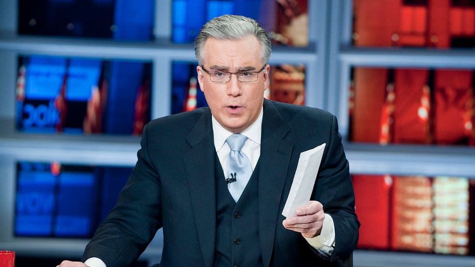 Keith Olbermann приносит извинения за угрозы в адрес Scott Jennings после обращения ФБР Thumbnail