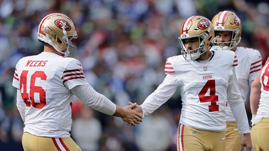 После неудачных попыток в матче с Seahawks команда Сан-Франциско 49ers расстается с кикером Джейком Муди Thumbnail