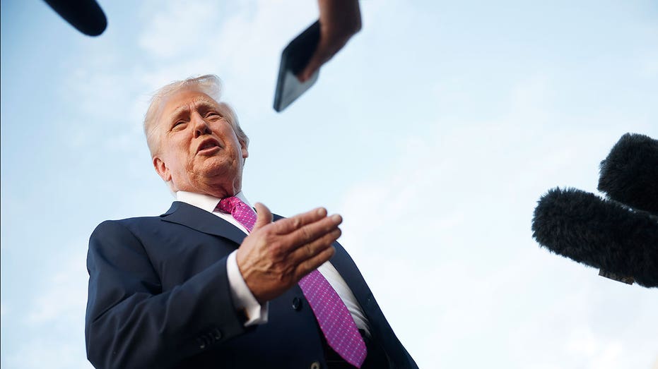 Трамп требует от союзников по НАТО прекратить закупки российской нефти перед новыми санкциями США Thumbnail