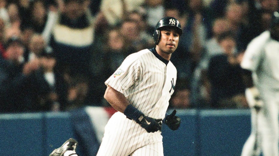 Берни Уильямс о шансах Yankees на спасение в серии ALDS и о различиях между Джо Торре и Аароном Буном Thumbnail