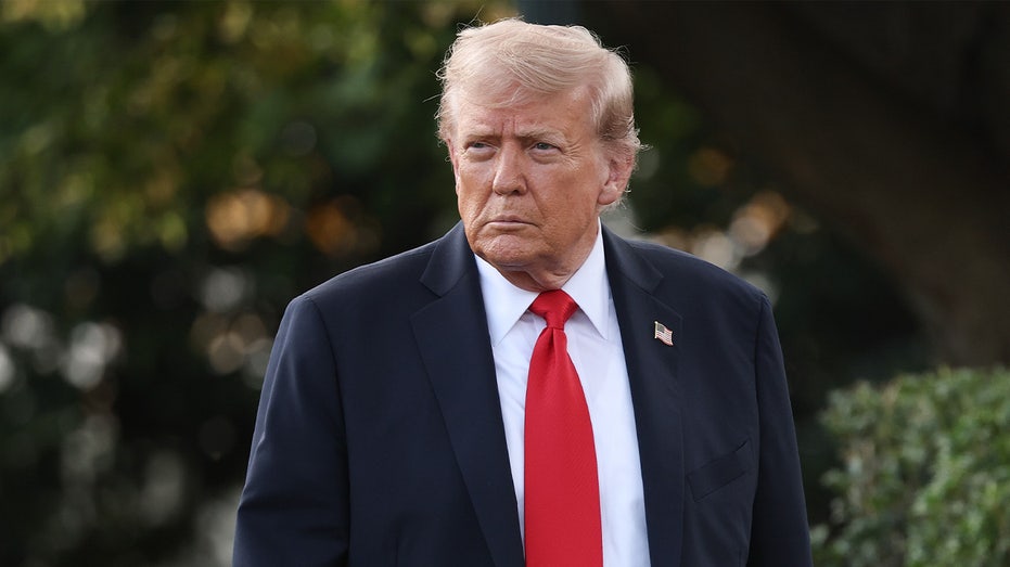 Что планирует делать Трамп для реформирования федерального правительства во время частичного shutdown Thumbnail