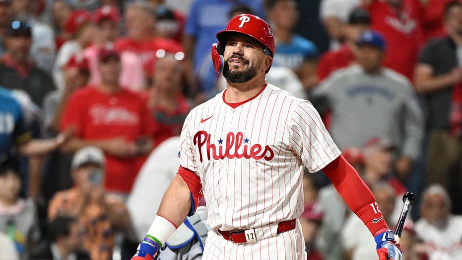 Захватывающая битва в игре Phillies против Dodgers: приближение к победе и присутствие Байдена на трибунах Thumbnail