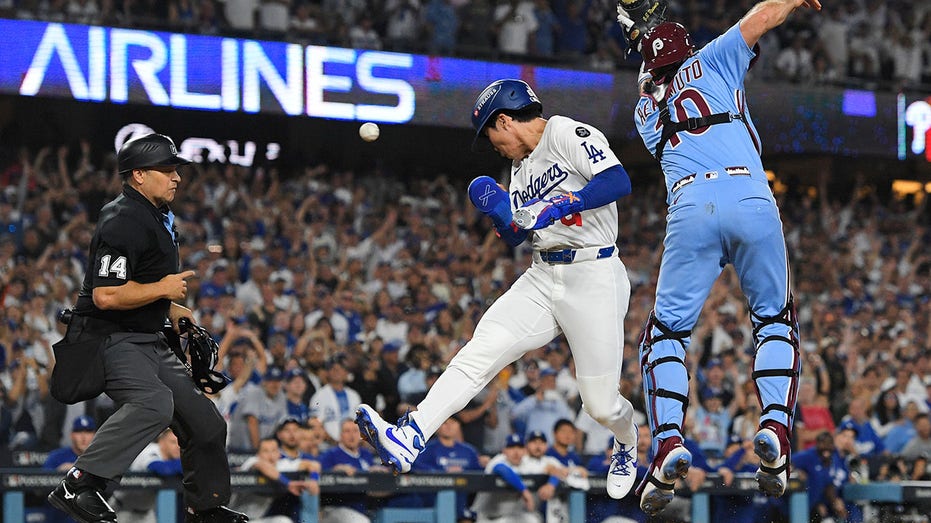 Лос-Анджелесские Доджеры вышли в NLCS после захватывающей битвы с Филадельфией в 11-иннинговой игре Thumbnail