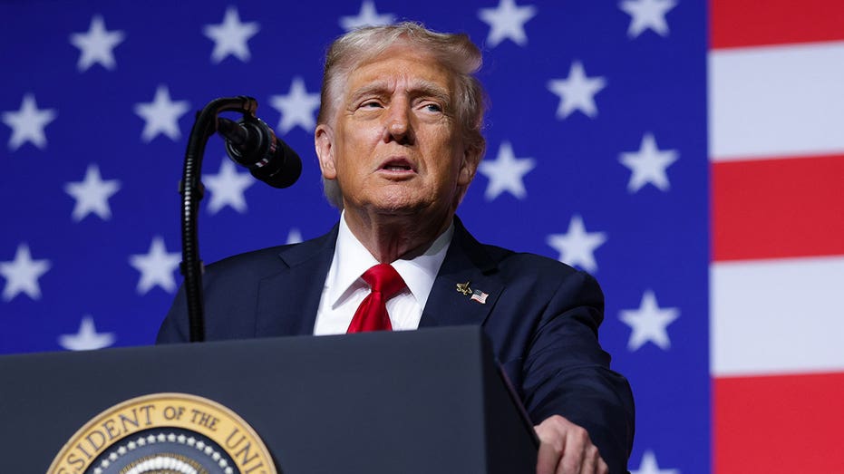 Президент Трамп предостерегает ХАМАС: три-четыре дня на принятие мирного плана или конец конфликта Thumbnail