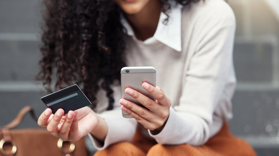 Новая уязвимость в платформах электронной коммерции: как хакеры используют SessionReaper для взлома интернет-магазинов Thumbnail