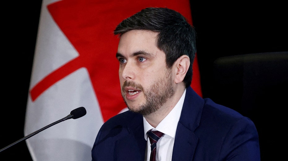 Канадские спецслужбы предупреждают о тревожном росте подростковых террористических угроз и активности Ирана Thumbnail