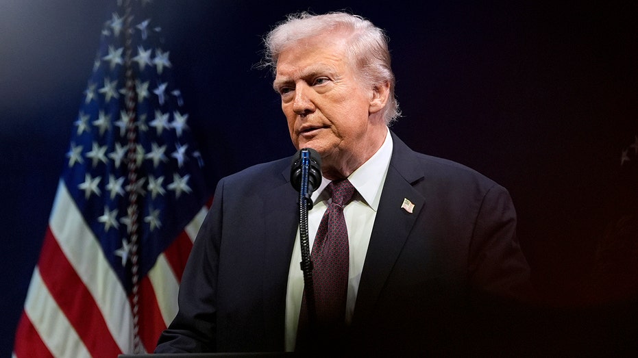 Дональд Трамп объявил о прогрессе в мирных переговорах и условии личных встреч с Путиным и Зеленским Thumbnail