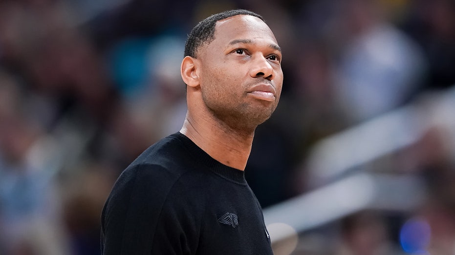 Новая глава для Нового Орлеана: увольнение Уилли Грина после неудачного старта сезона в НБА Thumbnail