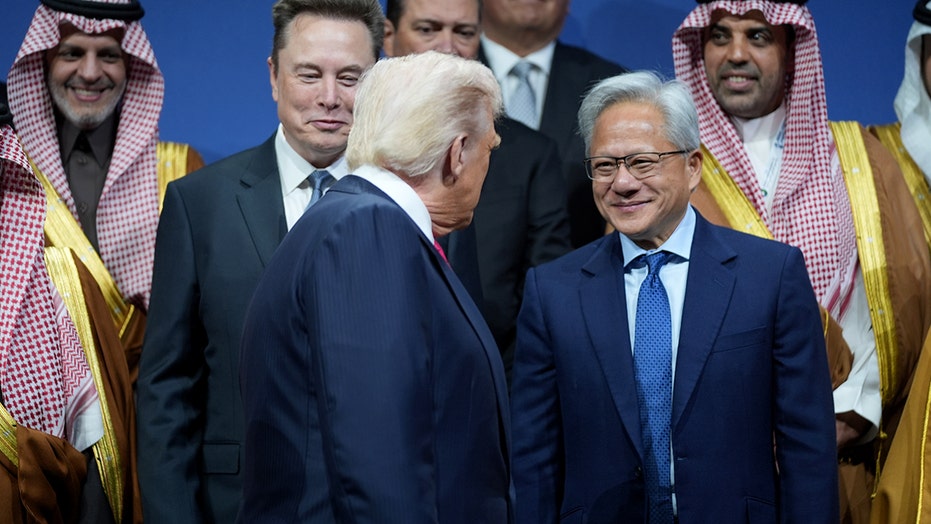 Обновления в мире искусственного интеллекта: оптимизм, скандалы и будущее технологий Thumbnail