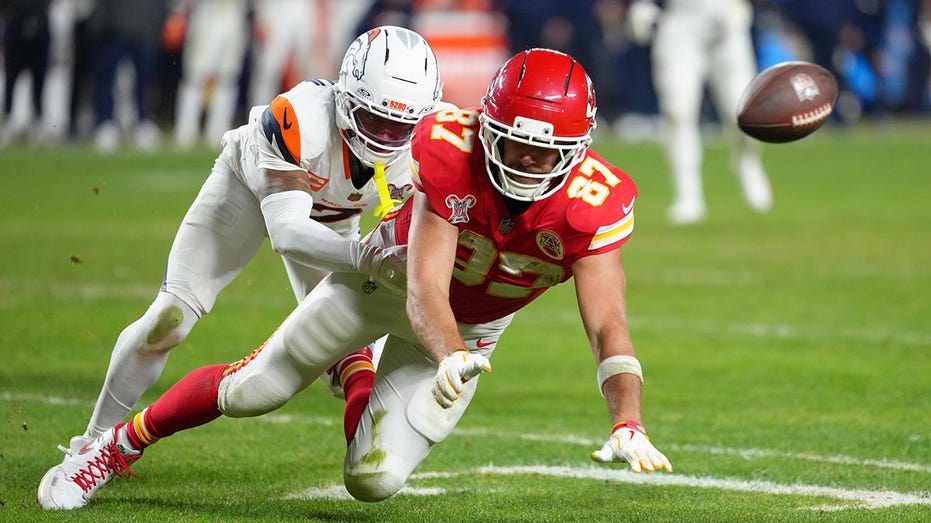 Travis Kelce остался без тачдауна в последней домашней игре, Broncos одерживают минимальную победу над Chiefs Thumbnail