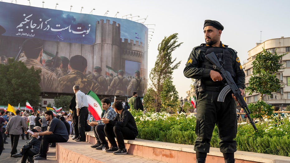 Иран казнит гражданина за шпионскую деятельность в пользу Израиля Thumbnail