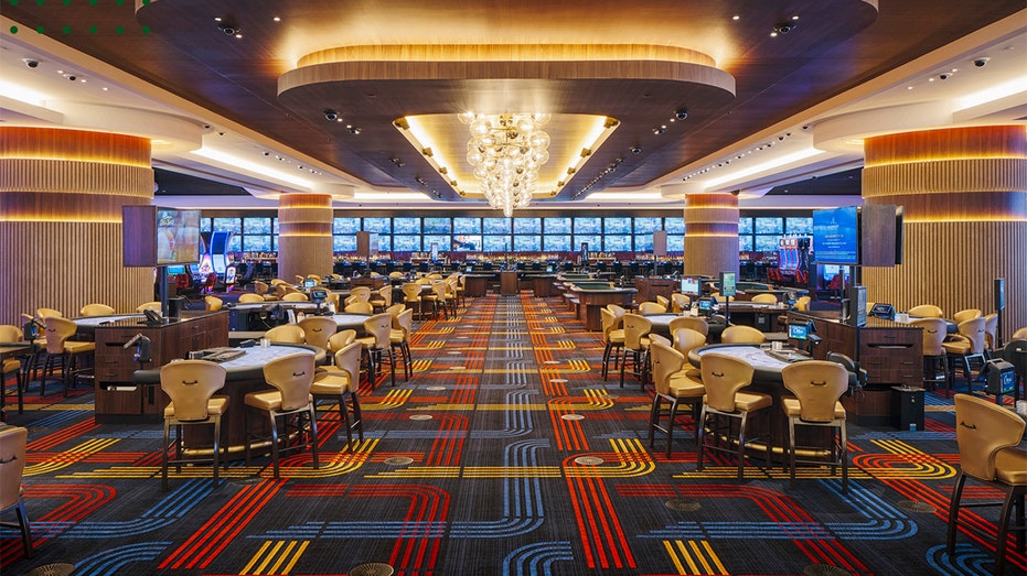 В Лас-Вегасе владельцы казино внедряют инновационные меры для привлечения туристов в условиях спада Thumbnail