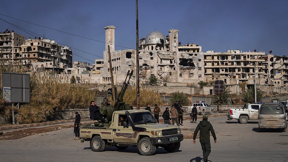 Турция рассматривает возможность военного вмешательства в Сирии в ответ на действия курдских сил, поддерживаемых США Thumbnail