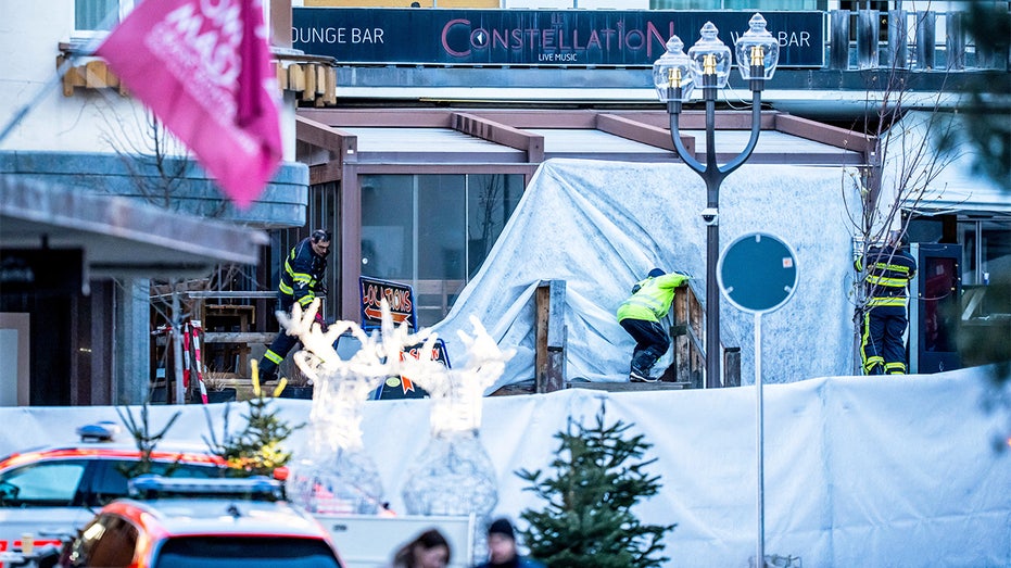 Трагедия в швейцарском горнолыжном курорте: взрыв и пожар унесли жизни нескольких посетителей на новогодней вечеринке Thumbnail